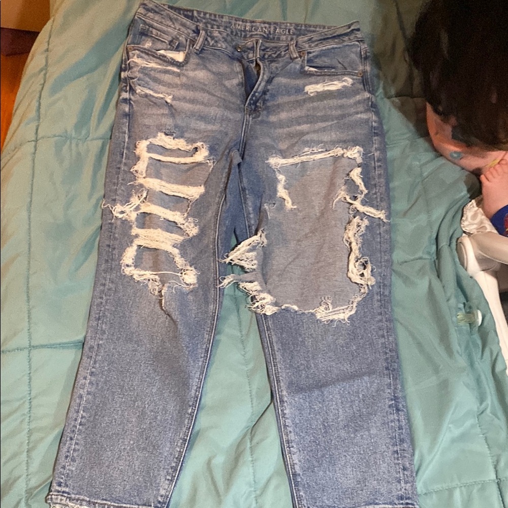 American Eagle Outfitters Blue Distressed Boyfriend Jeans